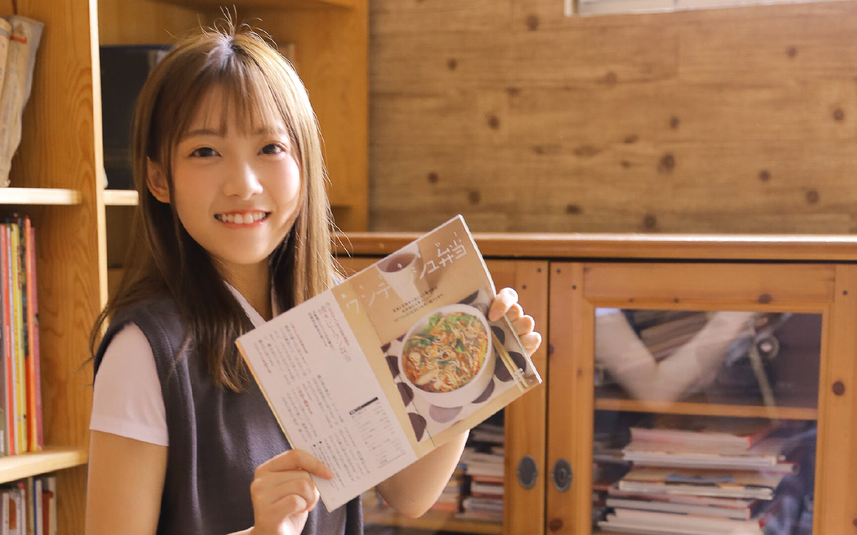 拜仁再胜巴黎晋级八强,格雷茨卡发挥关键作用,格利茨 拜仁