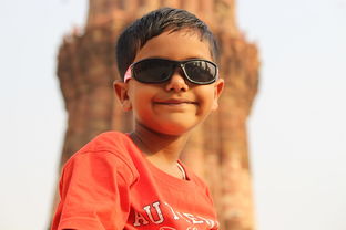 乐鱼电竞在线平台-天才少年：年仅18岁的新锐球员崭露头角，天才少年年龄